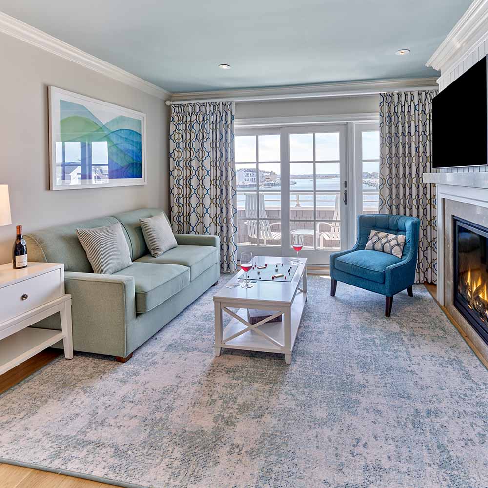Photo: Deluxe Suites